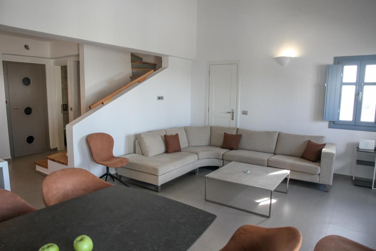 Luxe Maroussi Villas Pýrgos Exterior foto